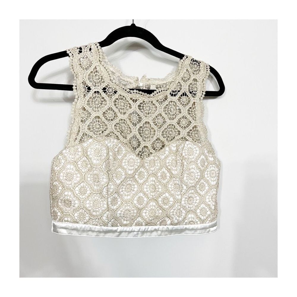 Sequin Hearts Knit crop top Cream Lace Size 11